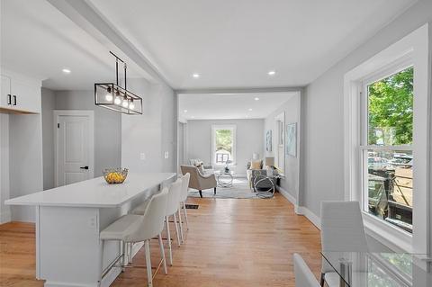9 Sisson Ter, Lynn, MA 01902 photo 5