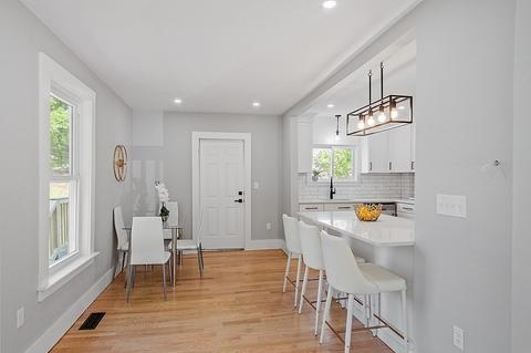 9 Sisson Ter, Lynn, MA 01902 photo 4