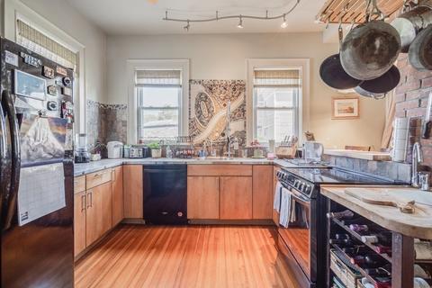 150-152 Sumner Ave, Springfield, MA 01108 photo 14