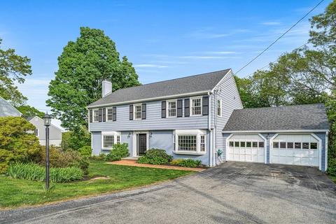 89 Thornberry Rd, Winchester, MA 01890