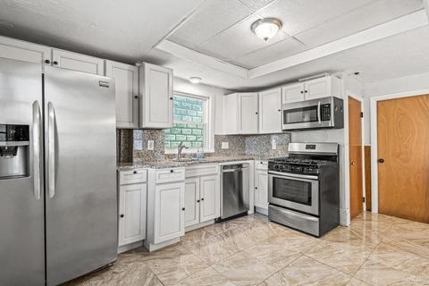 140 Bell Rock St, Everett, MA 02149 photo 9