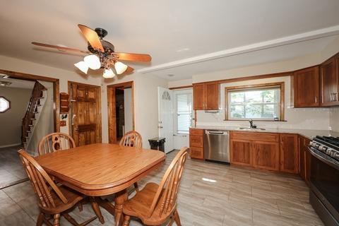 14 Harrison Ave, Everett, MA 02149 photo 9