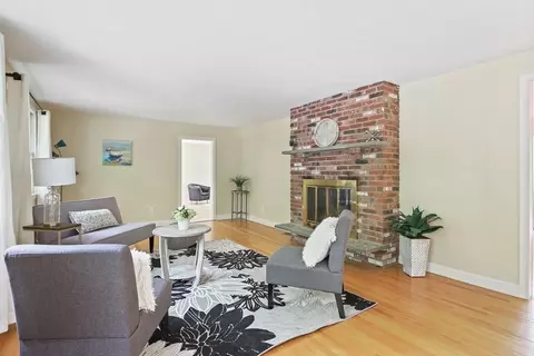 110 South St, Needham, MA 02492 photo 10