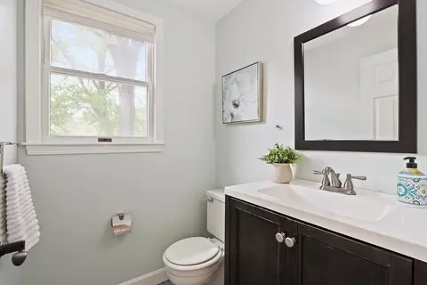 110 South St, Needham, MA 02492 photo 16