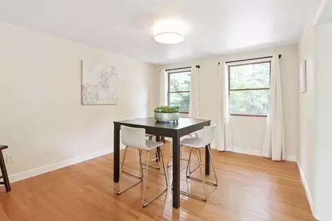 110 South St, Needham, MA 02492 photo 9