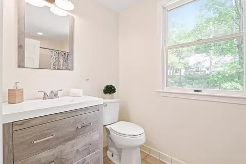 110 South St, Needham, MA 02492 photo 23