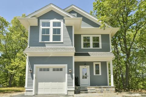 15 Powers St, Dedham, MA 02026