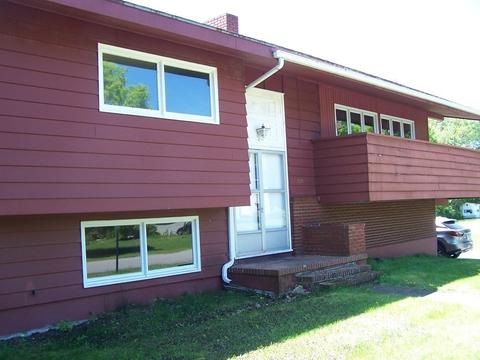 155 Barrett Ave, Athol, MA 01331 photo 2