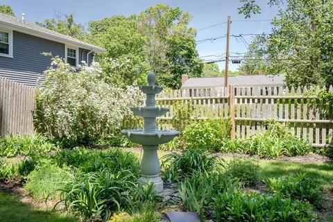122 Chickering Rd, Dedham, MA 02026 photo 37