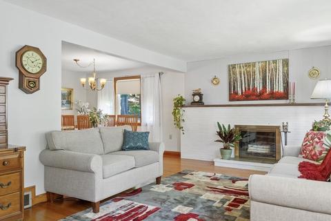 122 Chickering Rd, Dedham, MA 02026 photo 7