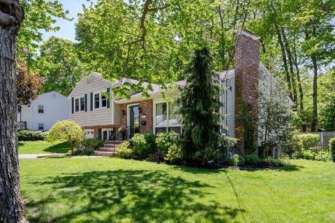 122 Chickering Rd, Dedham, MA 02026 photo 41