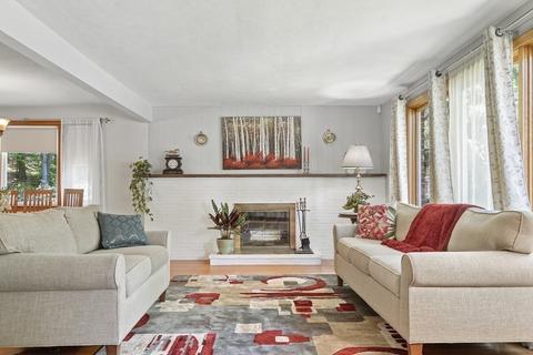 122 Chickering Rd, Dedham, MA 02026 photo 4