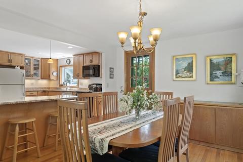 122 Chickering Rd, Dedham, MA 02026 photo 8