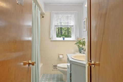 122 Chickering Rd, Dedham, MA 02026 photo 25