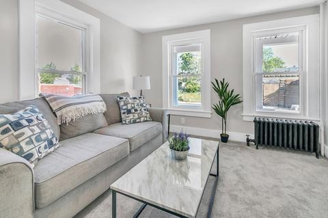 19 Beacon St, Springfield, MA 01109 photo 8