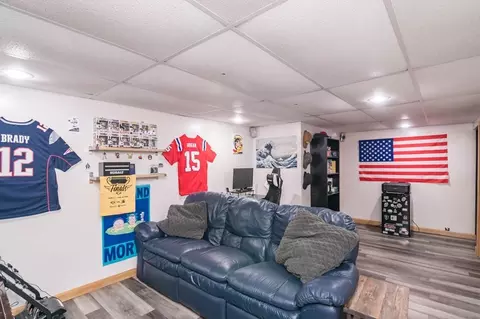 65 Hanson Dr, Springfield, MA 01128 photo 22