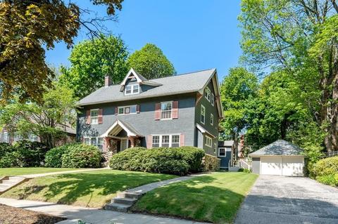 65 Beechmont St, Worcester, MA 01609