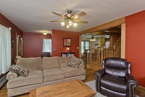114 Francis St, Springfield, MA 01104 photo 5