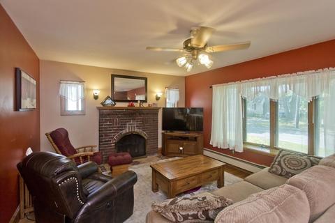 114 Francis St, Springfield, MA 01104 photo 3