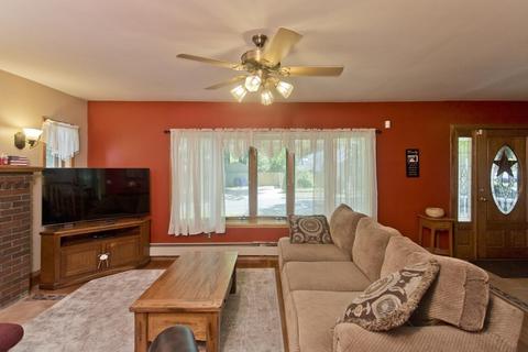 114 Francis St, Springfield, MA 01104 photo 4