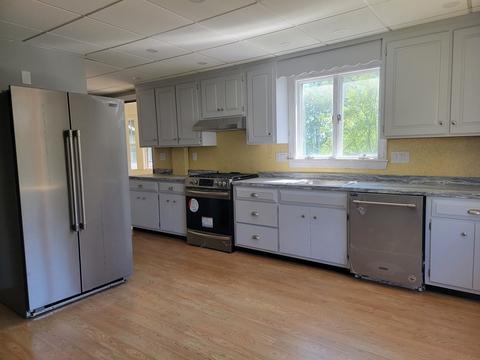 4 Prospect St, Dedham, MA 02026 photo 6