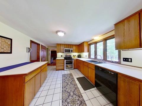 100 High Plain St, Walpole, MA 02081 photo 17