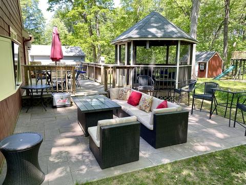 100 High Plain St, Walpole, MA 02081 photo 8