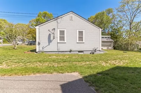 32 Lafayette, Bourne, MA 02532 photo 2
