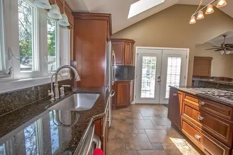 103 Northway Dr, Springfield, MA 01119 photo 7