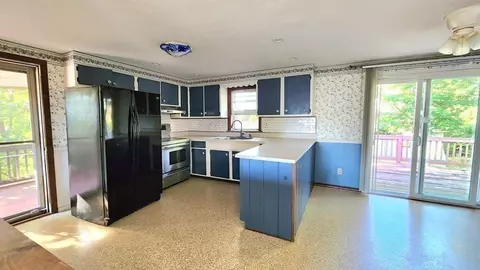 34 Colonial Rd, Worcester, MA 01602 photo 18