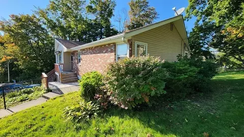 34 Colonial Rd, Worcester, MA 01602 photo 5