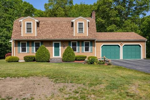 2 Birch Tree Ln, Bellingham, MA 02019