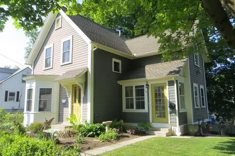 2 Knox St, Worcester, MA 01603 photo 1