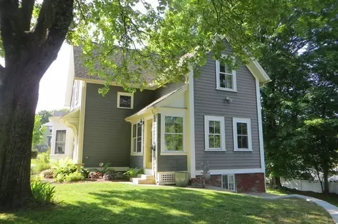 2 Knox St, Worcester, MA 01603 photo 3