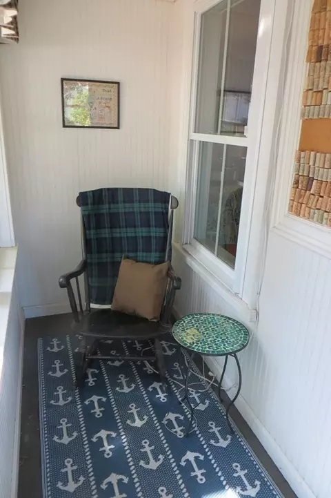 2 Knox St, Worcester, MA 01603 photo 24