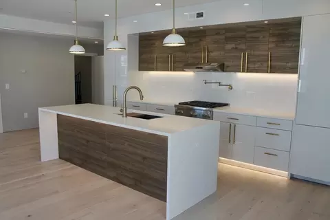 411 E 3rd St #4, Boston, MA 02127 photo 2