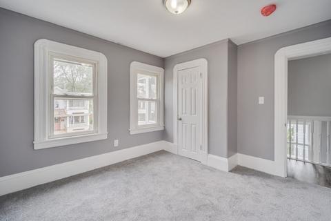 114 Mooreland St, Springfield, MA 01104 photo 5