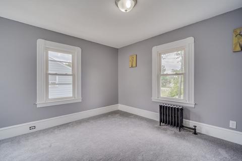 114 Mooreland St, Springfield, MA 01104 photo 9