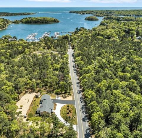 300 Mashpee Neck Rd, Mashpee, MA 02649 photo 1