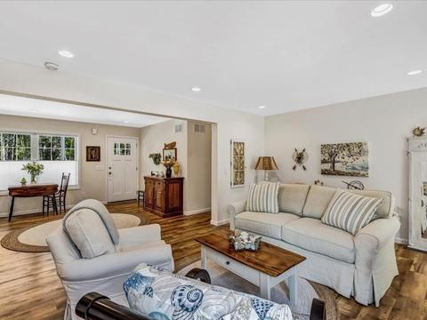 300 Mashpee Neck Rd, Mashpee, MA 02649 photo 7
