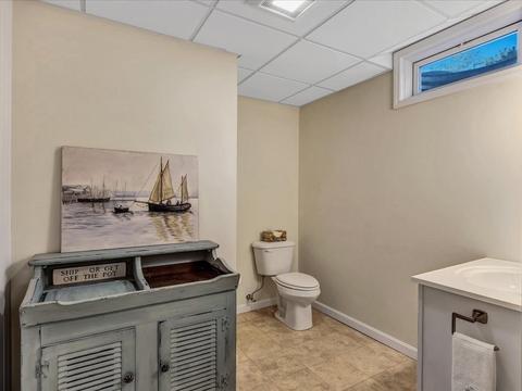 300 Mashpee Neck Rd, Mashpee, MA 02649 photo 23