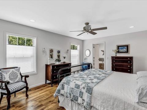 300 Mashpee Neck Rd, Mashpee, MA 02649 photo 13