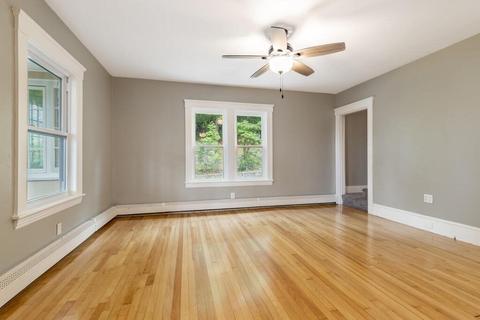 9 Glade St, Worcester, MA 01610 photo 3