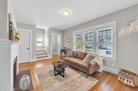 853 Armory St, Springfield, MA 01104 photo 2