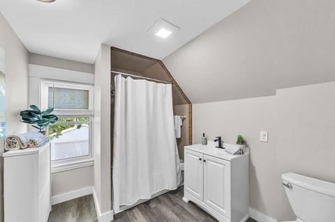 853 Armory St, Springfield, MA 01104 photo 16