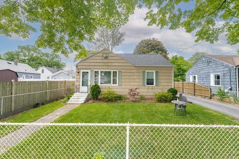 60 Georgetown St, Springfield, MA 01104
