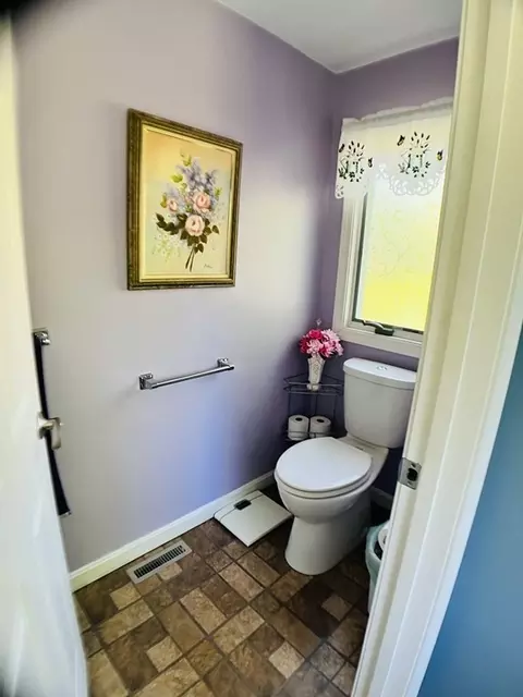 57 Wheaton Dr, Attleboro, MA 02703 photo 7