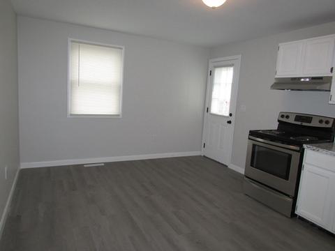 42-44 Wrentham Rd, Springfield, MA 01119 photo 12