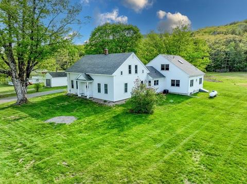 82 South St, Williamsburg, MA 01096