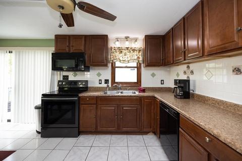 59 4th St, Worcester, MA 01602 photo 5
